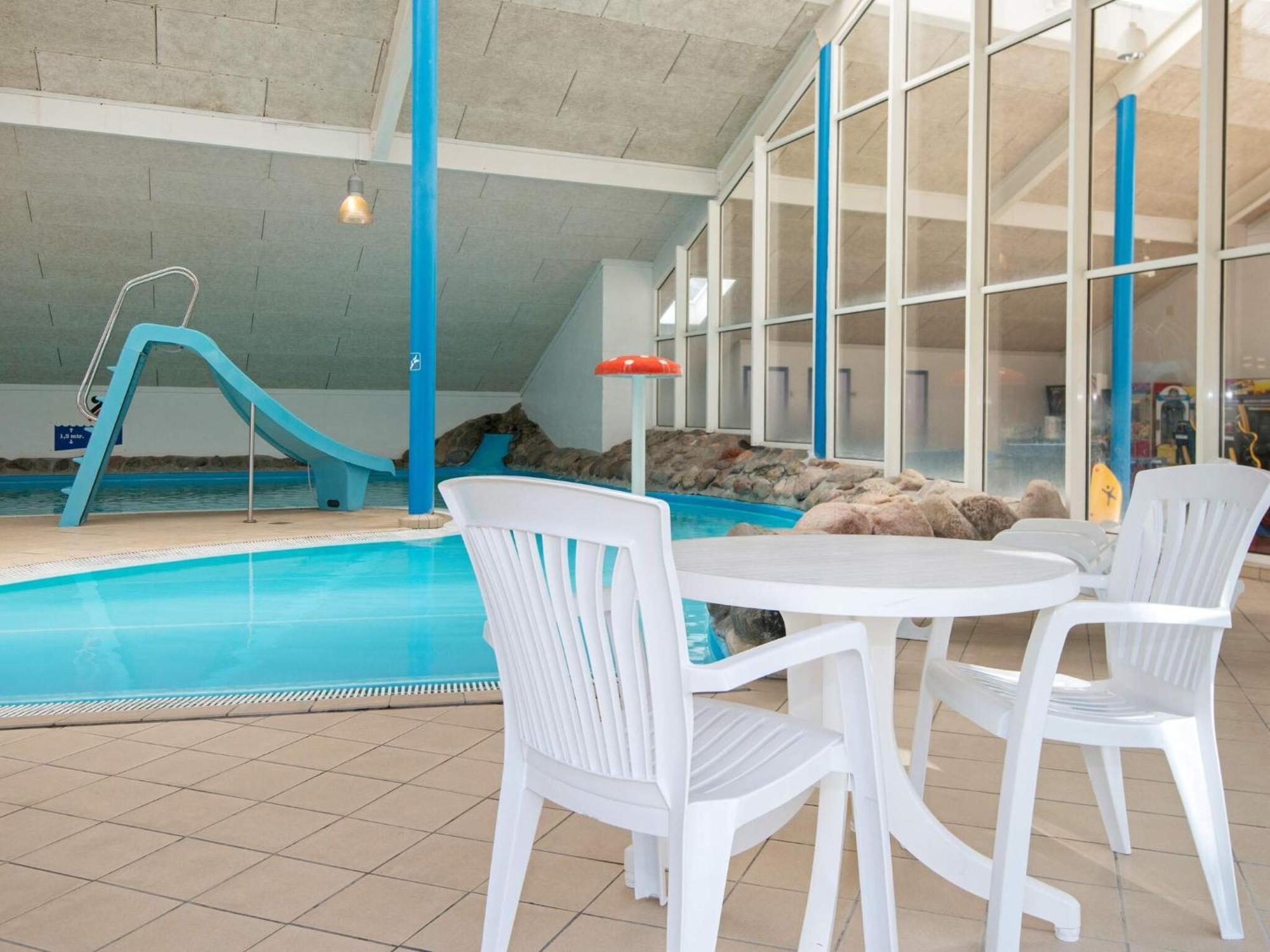 4 Person Holiday Home On A Holiday Park In Hemmet Екстериор снимка
