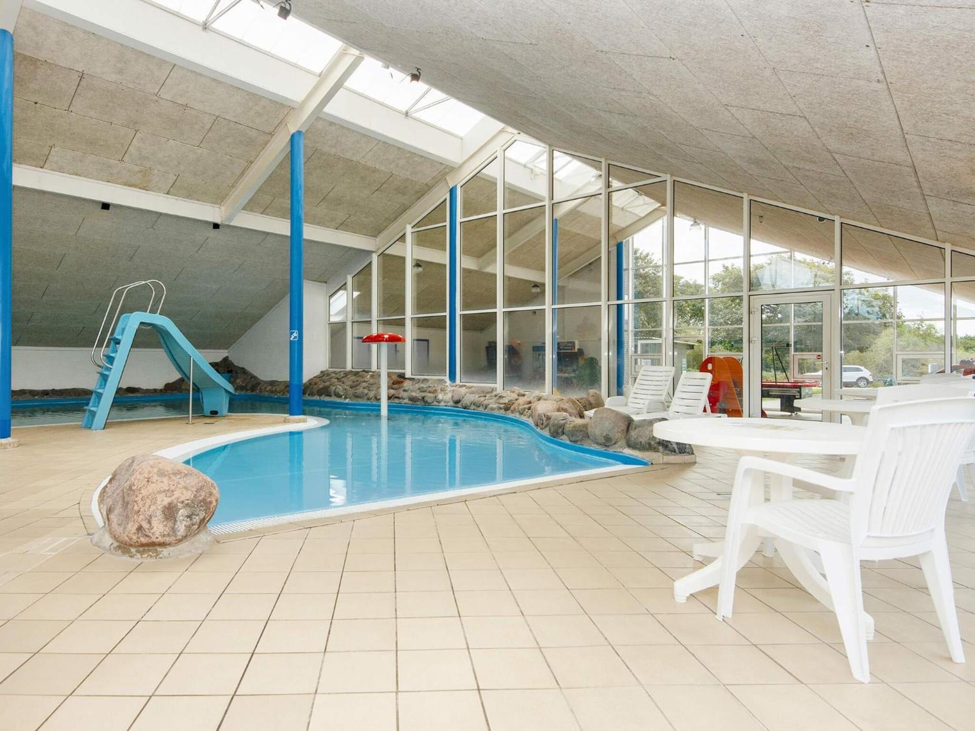 4 Person Holiday Home On A Holiday Park In Hemmet Екстериор снимка