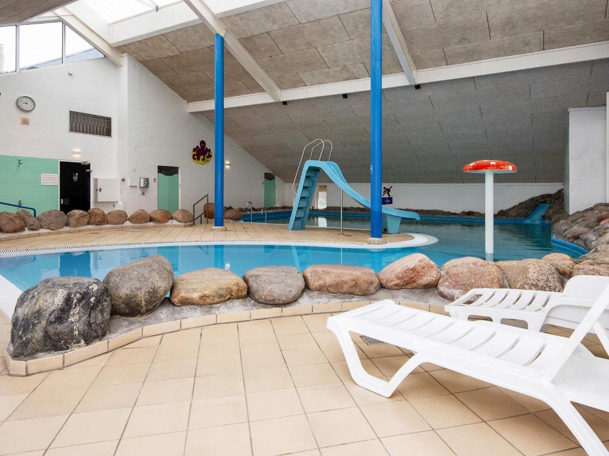 4 Person Holiday Home On A Holiday Park In Hemmet Екстериор снимка